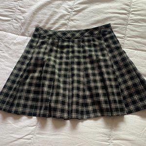 H&M Pleated Skirt